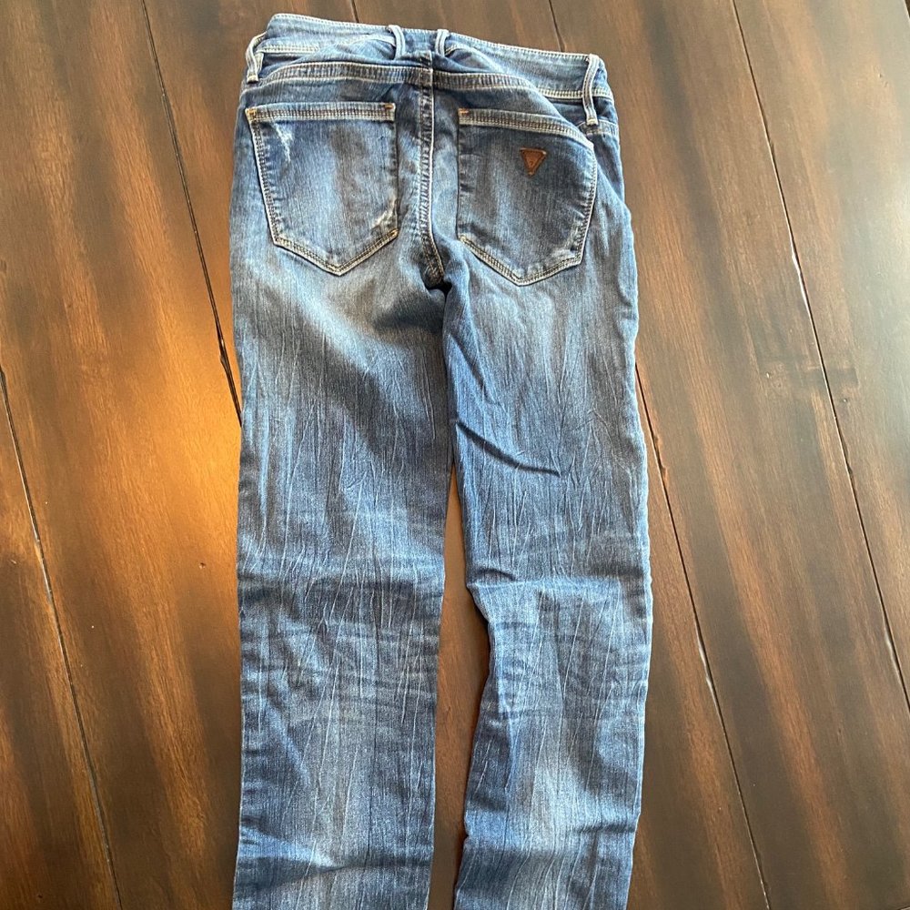 Guess Low-Rise 1981 Skinny Jeans
